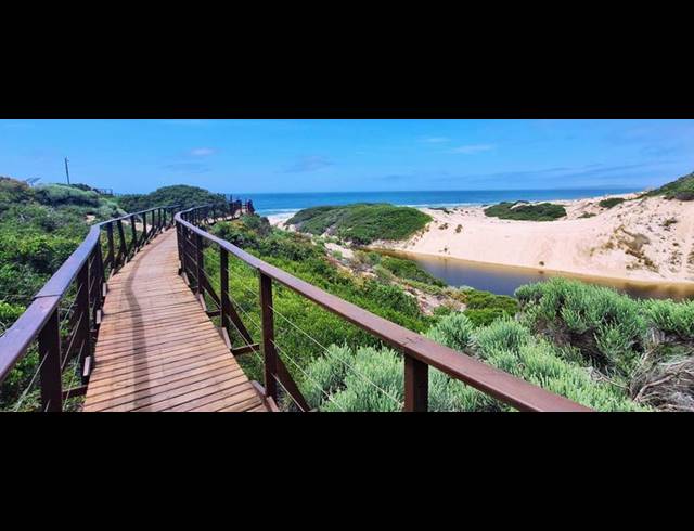 LAND FOR SALE IN MOQUINI COASTAL ESTATE